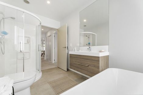 Photo of property in 72 Penetaka Heights, Pyes Pa, Tauranga, 3112