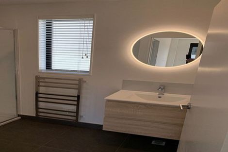 Photo of property in 24 Panoni Lane, Howick, Auckland, 2014