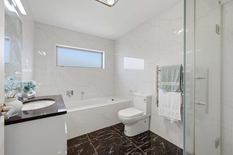 Photo of property in 17a Patons Road, Howick, Auckland, 2014