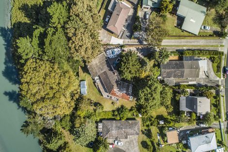 Photo of property in 114 Ennis Avenue, Pakuranga Heights, Auckland, 2010