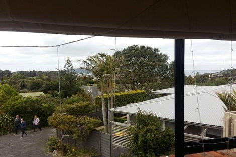 Photo of property in 3/3 Peter Terrace, Castor Bay, Auckland, 0620