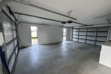 Photo of property in 14 Kahukaka Road, One Tree Point, 0118