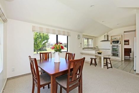 Photo of property in 5 Woodlands Drive, Havelock North, 4130