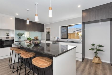 Photo of property in 5 Te Tiireke Drive, Glenview, Hamilton, 3206