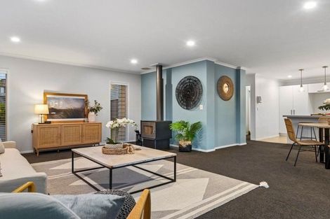 Photo of property in 48 Falcon Drive, Welcome Bay, Tauranga, 3112