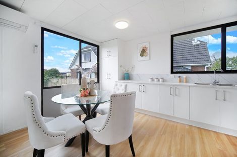 Photo of property in 15 Justamere Place, Weymouth, Auckland, 2103