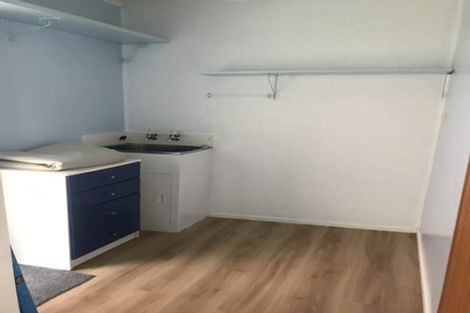 Photo of property in 3 Cyril Way, Paparangi, Wellington, 6037