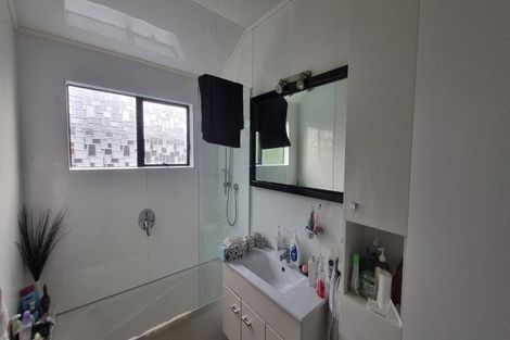 Photo of property in 4 Lombardy Place, Whalers Gate, New Plymouth, 4310