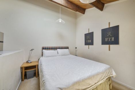 Photo of property in Metro Apartments, 11/220 Thorndon Quay, Pipitea, Wellington, 6011