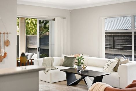 Photo of property in 31 Mickelson Avenue, Rototuna, Hamilton, 3210