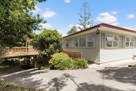 Photo of property in 22 Wyoming Avenue, Murrays Bay, Auckland, 0630