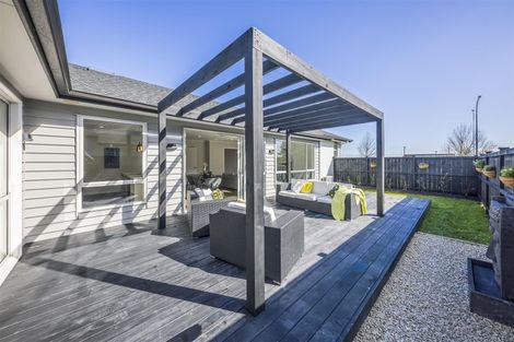 Photo of property in 18 Paso Fino Crescent, Karaka, Papakura, 2113