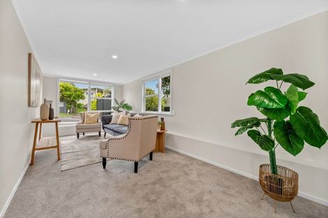 Photo of property in 114 Gowing Drive, Meadowbank, Auckland, 1072