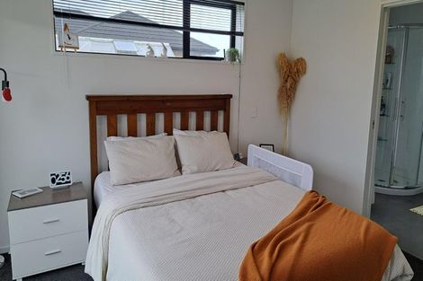 Photo of property in 4 Pahua Street, Pegasus, 7612