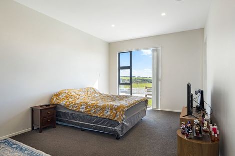 Photo of property in 1 Kentucky Blue Road, Karaka, 2580