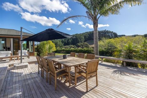 Photo of property in 883 Peak Road, Helensville, 0875