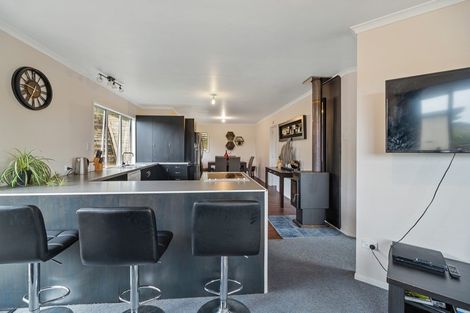 Photo of property in 25a Hobart Drive, Spotswood, New Plymouth, 4310