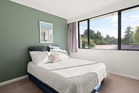 Photo of property in 66 Pioneer Crescent, Helensburgh, Dunedin, 9010