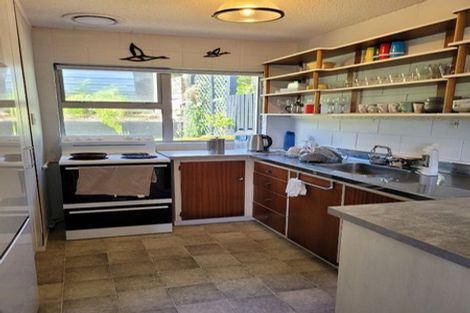 Photo of property in 7 Renown Place, Spotswood, New Plymouth, 4310