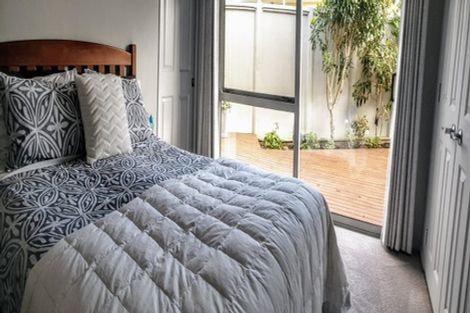 Photo of property in 107 Ryder Crescent, Levin, 5510