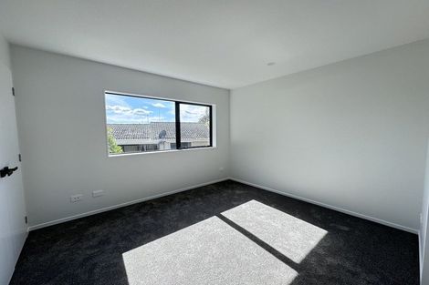 Photo of property in 8 Hobart Crescent, Wattle Downs, Auckland, 2103