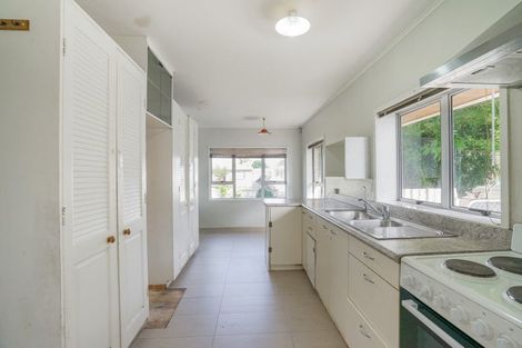 Photo of property in 16 Valentine Street, Papakura, 2110