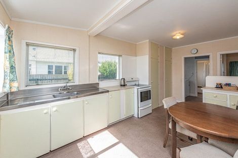 Photo of property in 9 Ruapehu Street, Castlecliff, Whanganui, 4501