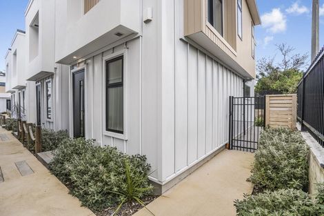 Photo of property in 16/10 Pascoe Avenue, Paremata, Porirua, 5026