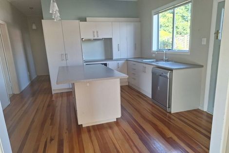 Photo of property in 27a Wallath Road, Westown, New Plymouth, 4310