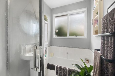 Photo of property in 345 Royal Road, Massey, Auckland, 0614