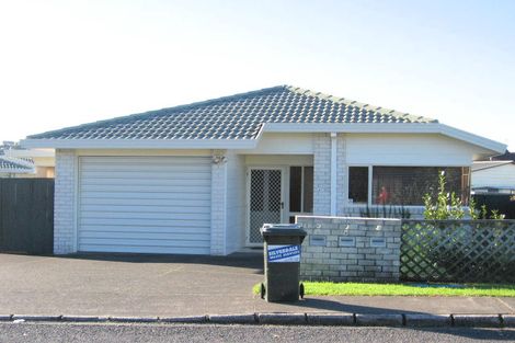 Photo of property in 37a Alice Avenue, Orewa, 0931