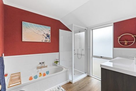 Photo of property in 4 Moverley Place, Pukete, Hamilton, 3200