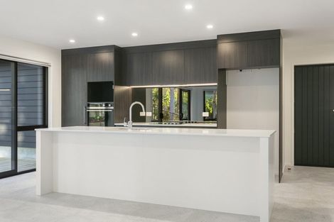 Photo of property in 3 Maraeariki Avenue, Orewa, 0931