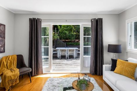 Photo of property in 17 Larchwood Avenue, Westmere, Auckland, 1022