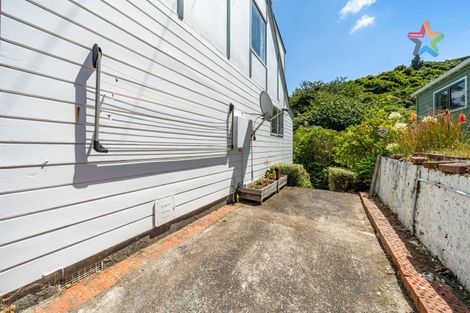 Photo of property in 12a Jacaranda Grove, Maungaraki, Lower Hutt, 5010