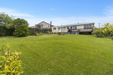 Photo of property in 77 Tirimoana Road, Te Atatu South, Auckland, 0602