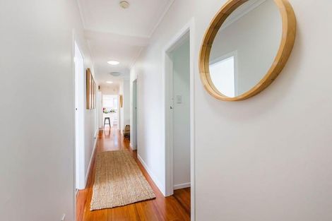 Photo of property in 45 Delhi Crescent, Khandallah, Wellington, 6035
