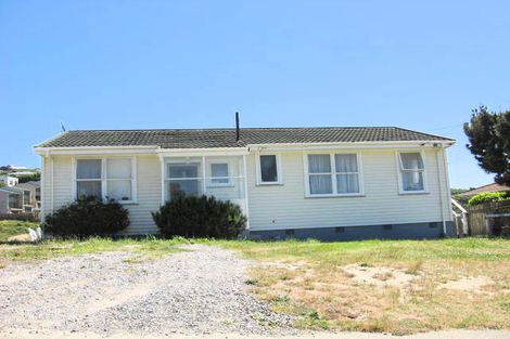 Photo of property in 19 Matatiro Street, Titahi Bay, Porirua, 5022