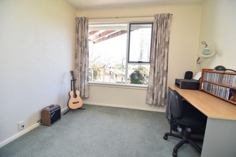 Photo of property in 127 Lincoln Road, Carterton, 5713