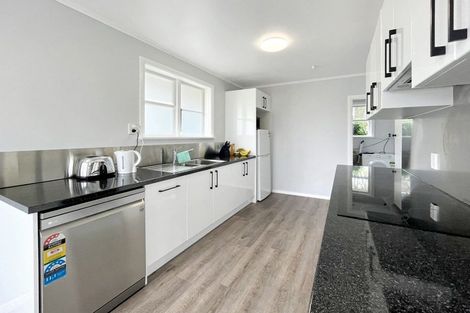 Photo of property in 21 Cardiff Street, Awapuni, Palmerston North, 4412