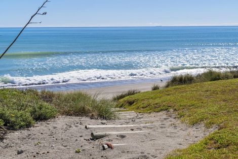 Photo of property in 147 Pukehina Parade, Pukehina, Te Puke, 3189