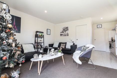 Photo of property in 9 Alloway Street, Westgate, Auckland, 0614