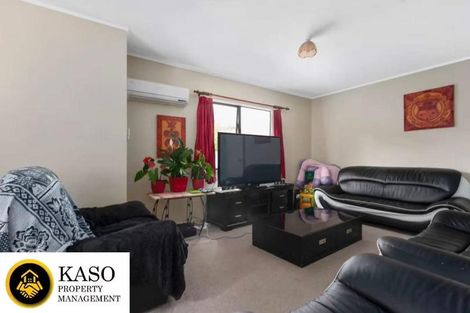 Photo of property in 3/26 Queen Mary Avenue, New Lynn, Auckland, 0600