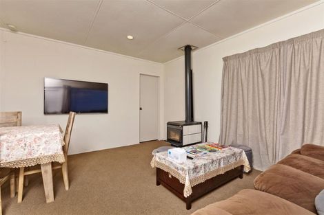 Photo of property in 738 East Coast Road, Pinehill, Auckland, 0632