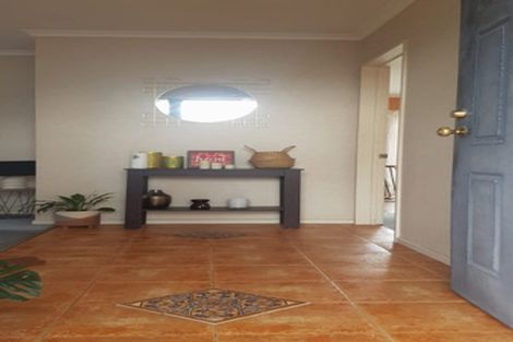 Photo of property in 3 Boderg Way, East Tamaki, Auckland, 2016