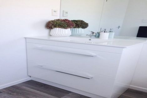 Photo of property in 12 Vogel Street, Levin, 5510