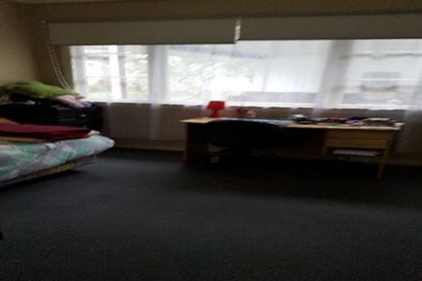 Photo of property in 2/198 Onewa Road, Birkenhead, Auckland, 0626