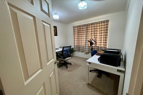 Photo of property in 9 Lake Panorama Drive, Henderson, Auckland, 0612