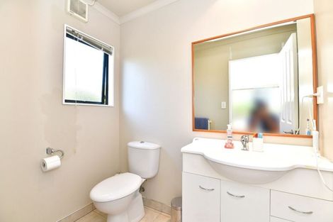 Photo of property in 88d Brian Crescent, Stanmore Bay, Whangaparaoa, 0932