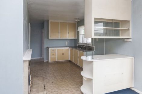 Photo of property in 11 Pembroke Street, Avondale, Christchurch, 8061